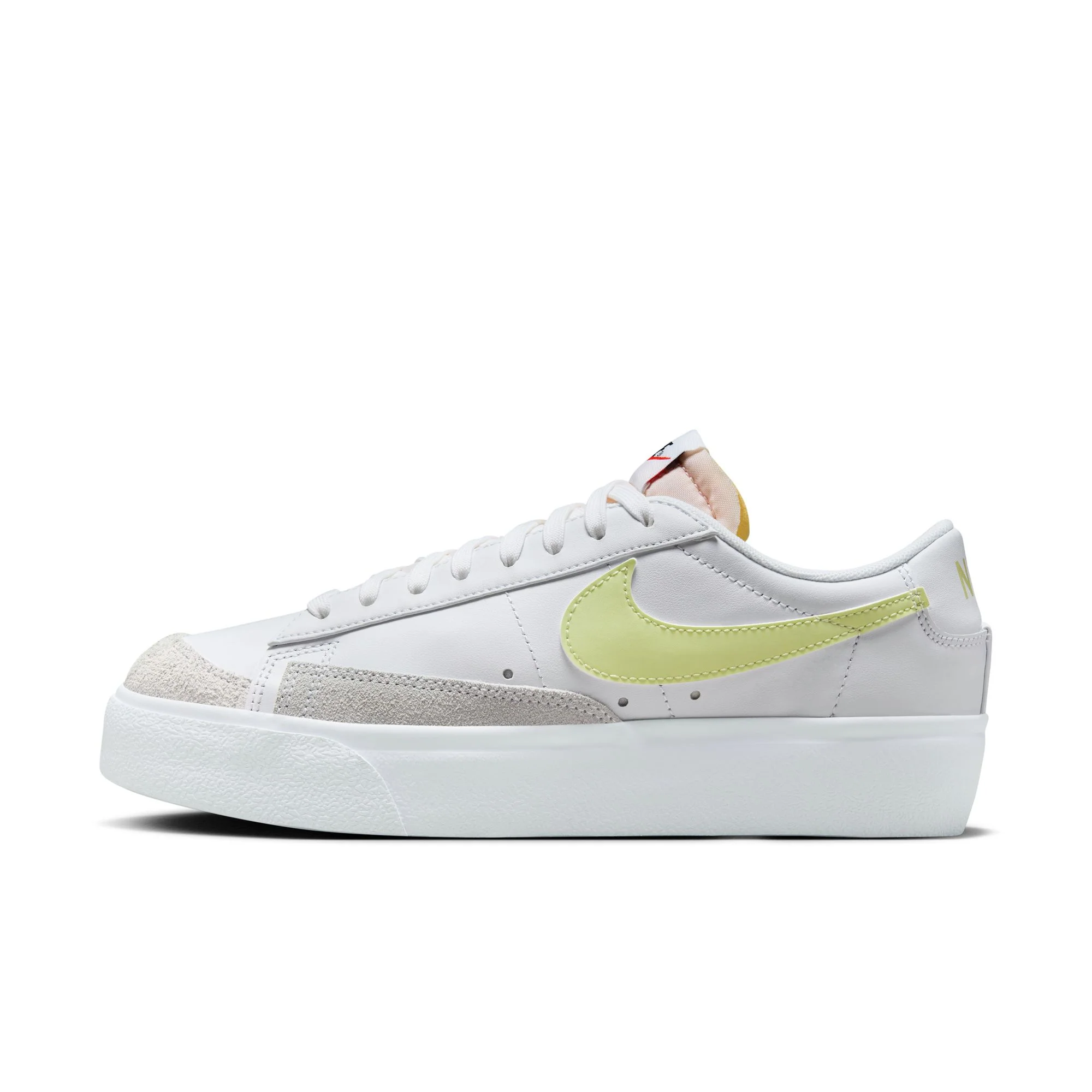 TENIS FEMENINO NIKE BLAZER LOW PLATFORM – foto 2